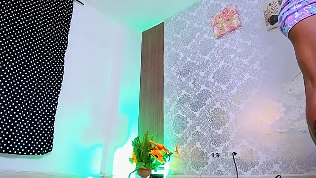 kelly thomson online show from November 2025 11:03:01 PM