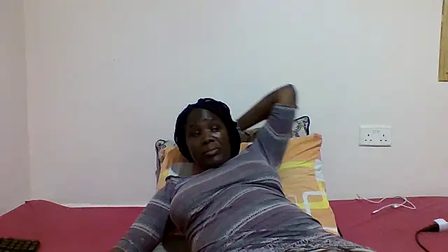 sweetelle09 online show from February 2026 07:45:02 PM