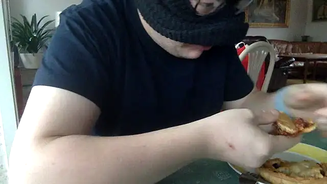 Snapshot of hamstergrabben chatting on February 2025 12:34:02 PM hamstergrabben online show from February 2025 12:34:02 PM