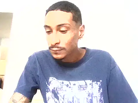 Snapshot of mellow_smoke chatting on May 2026 04:15:02 PM mellow smoke online show from May 2026 04:15:02 PM