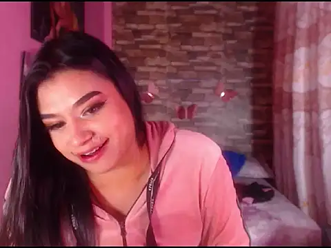 katrinawillff online show from February 2025 01:22:01 PM