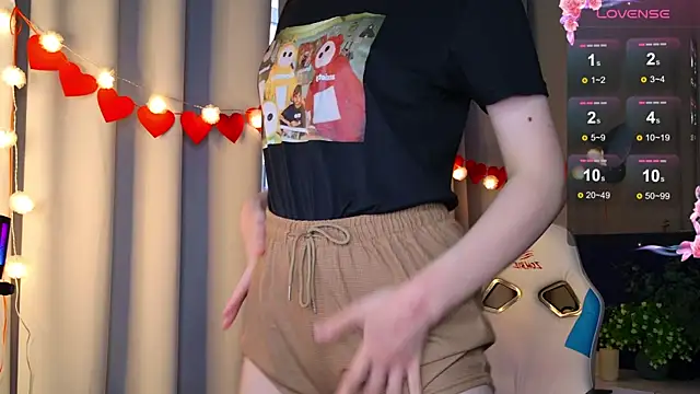 Ramona    online show from February 2025 09:36:01 AM