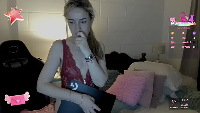 Snapshot of 1Sweetnina chatting on September 2025 08:56:02 PM 1Sweetnina online show from September 2025 08:56:02 PM