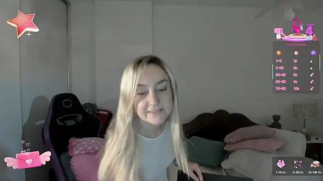Snapshot of 1Sweetnina chatting on October 2025 09:34:01 PM 1Sweetnina online show from October 2025 09:34:01 PM