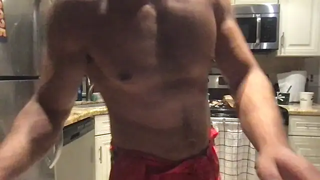 Snapshot of BigGuyMuscle chatting on February 2025 02:58:02 AM BigGuyMuscle online show from February 2025 02:58:02 AM