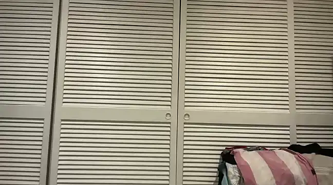 Snapshot of BigGuyMuscle chatting on March 2025 01:10:02 AM BigGuyMuscle online show from March 2025 01:10:02 AM