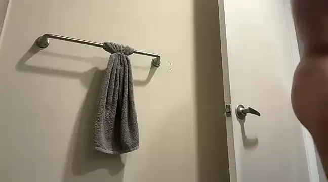 Snapshot of BigGuyMuscle chatting on March 2025 11:35:02 PM BigGuyMuscle online show from March 2025 11:35:02 PM