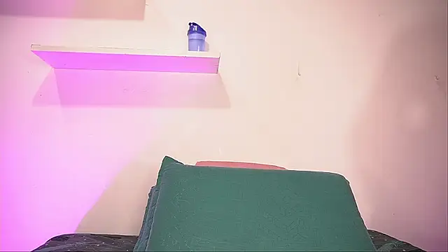 alexaa walker online show from September 2025 11:56:01 AM