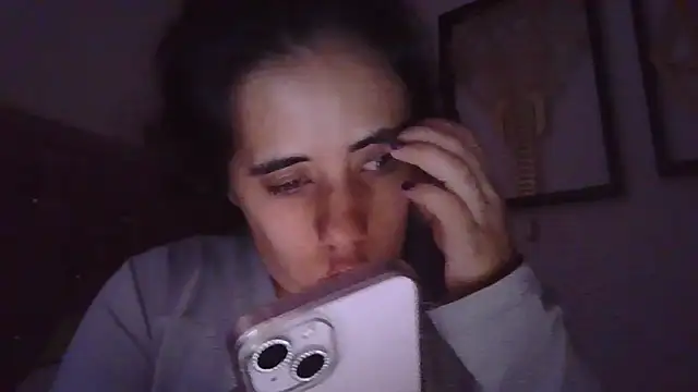 annarose19 online show from September 2025 10:43:02 PM