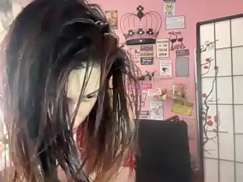 latinacubana online show from December 2024 06:56:02 PM