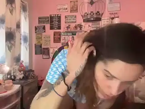 latinacubana online show from January 2025 07:21:01 PM