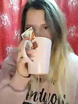 Zuli Kiska online show from December 2024 11:52:02 AM