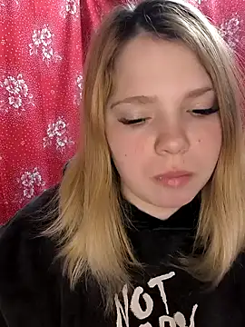 Zuli Kiska online show from February 2025 08:44:02 PM