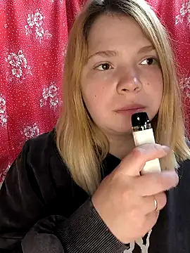 Zuli Kiska online show from March 2025 12:21:01 AM