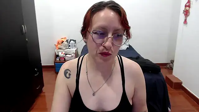 kittykalor09 online show from January 2026 04:26:01 AM