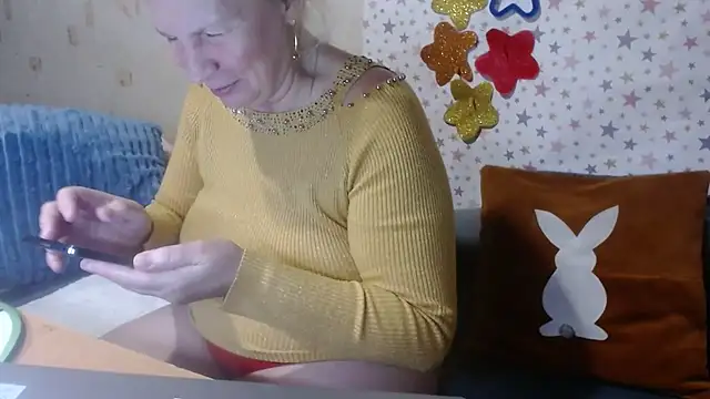 QueenLana online show from December 2025 04:38:01 PM