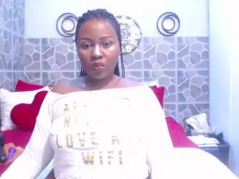 THREEHOLESPLEASURE99 online show from October 2025 10:41:02 PM