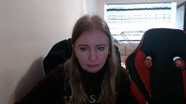 PeterAndJen online show from October 2025 06:44:01 AM