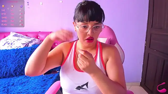 crissn0707 online show from November 2025 03:07:02 PM