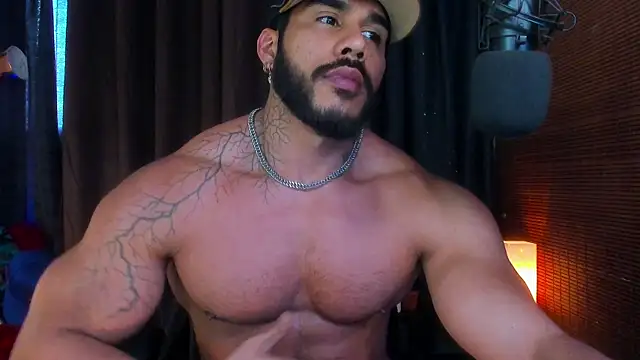 Snapshot of Artemis_Kazttman chatting on February 2025 09:47:01 PM Artemis Kazttman online show from February 2025 09:47:01 PM