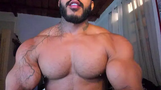 Snapshot of Artemis_Kazttman chatting on November 2025 02:39:01 PM Artemis Kazttman online show from November 2025 02:39:01 PM