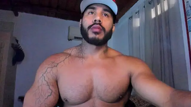 Snapshot of Artemis_Kazttman chatting on November 2025 02:48:02 PM Artemis Kazttman online show from November 2025 02:48:02 PM