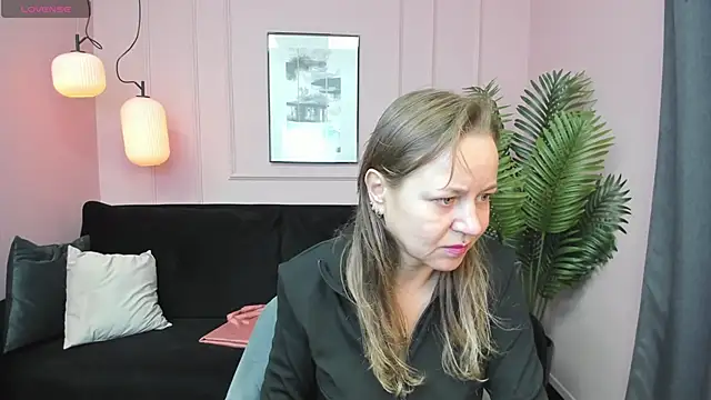 GabrielGold online show from October 2025 08:28:02 PM