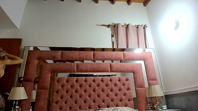 briana wonder69xxx online show from February 2026 02:32:02 PM