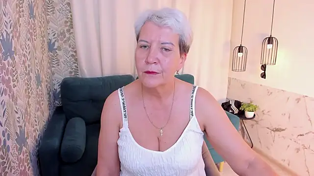 Snapshot of KathySunn chatting on May 2026 01:17:02 PM KathySunn online show from May 2026 01:17:02 PM