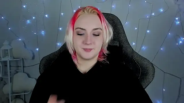 AsheLucker online show from January 2025 08:21:01 PM