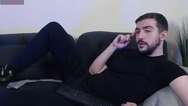 Dylan Best online show from February 2025 06:18:01 AM