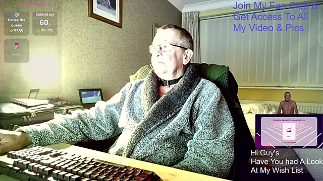 Snapshot of Aandy62 chatting on December 2024 06:33:01 AM Aandy62 online show from December 2024 06:33:01 AM