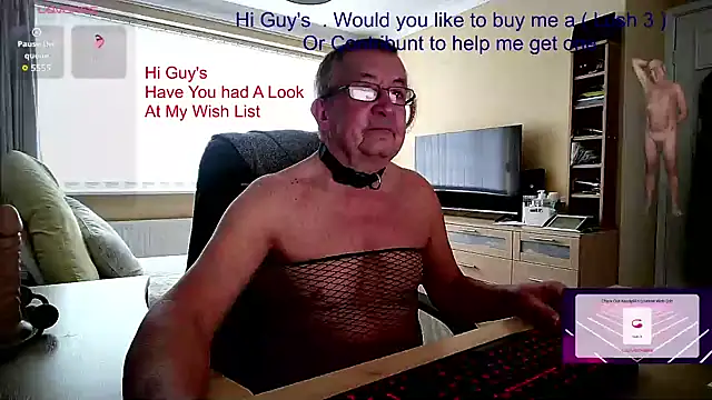 Snapshot of Aandy62 chatting on January 2025 09:19:02 AM Aandy62 online show from January 2025 09:19:02 AM
