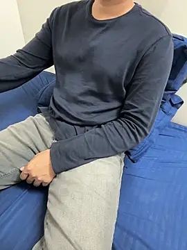 Arjun78877 online show from December 2025 07:31:01 PM