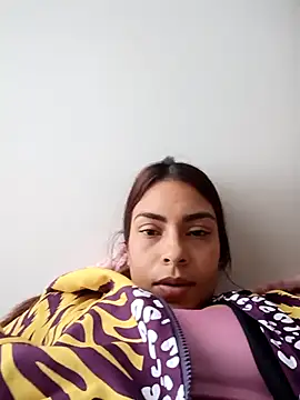 Ivanna2 online show from November 2025 01:11:01 PM