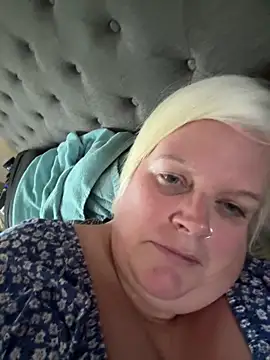 sexychazza16 online show from October 2025 03:52:01 PM