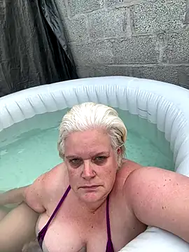 sexychazza16 online show from October 2025 08:11:02 AM