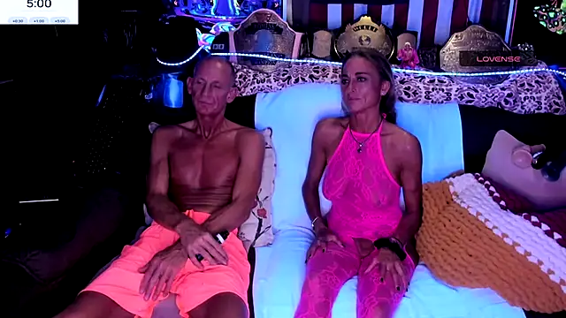 ShannNikkii420 online show from November 2025 12:24:01 AM