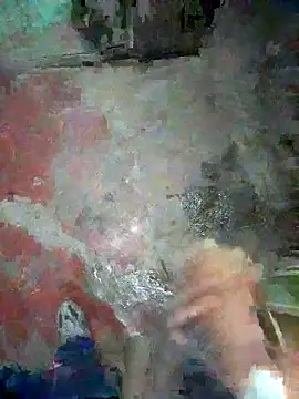 Snapshot of FinableKnee chatting on November 2025 11:36:02 PM FinableKnee online show from November 2025 11:36:02 PM