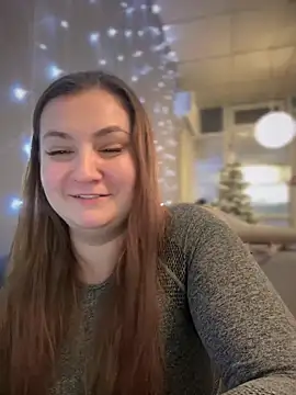 CandyShoopp online show from December 2024 06:20:02 PM