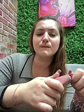 CandyShoopp online show from March 2025 05:43:02 PM