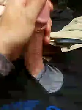 MrDaRkO 420 online show from February 2025 08:37:01 PM