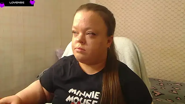 Snapshot of Janiffer_MiMi chatting on January 2026 03:06:02 PM Janiffer MiMi online show from January 2026 03:06:02 PM