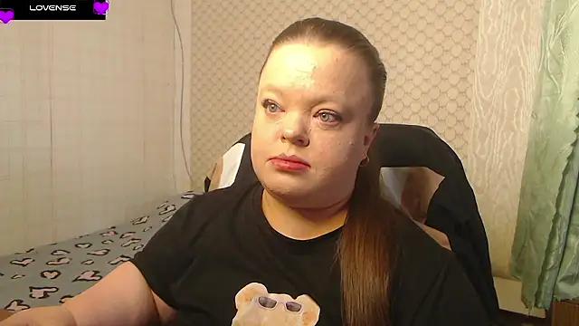 Snapshot of Janiffer_MiMi chatting on January 2026 11:05:01 AM Janiffer MiMi online show from January 2026 11:05:01 AM