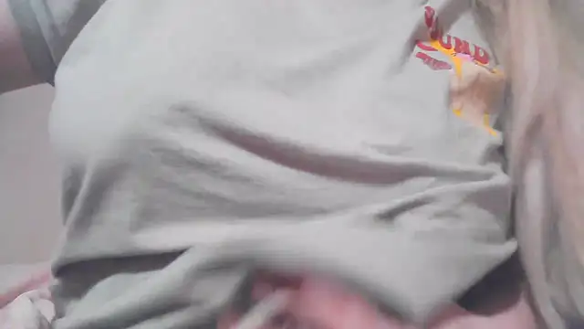 PinkPudding online show from October 2025 11:00:01 AM