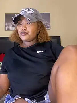 Snapshot of BADFATASS85 chatting on June 2026 04:11:01 PM BADFATASS85 online show from June 2026 04:11:01 PM