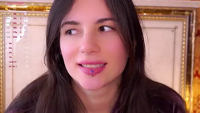 Snapshot of Holla_Molly chatting on February 2025 12:21:01 PM Holla Molly online show from February 2025 12:21:01 PM