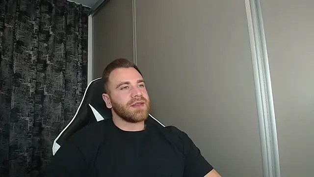 Thori92 online show from October 2025 06:09:01 PM