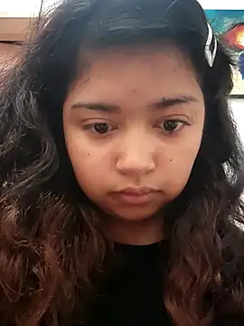 Peach Girll online show from March 2025 12:17:01 PM