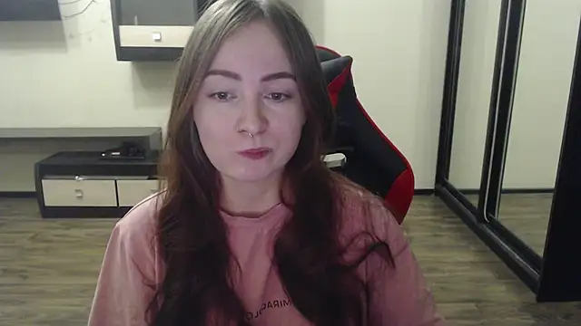 Laralianna online show from February 2025 06:12:01 PM